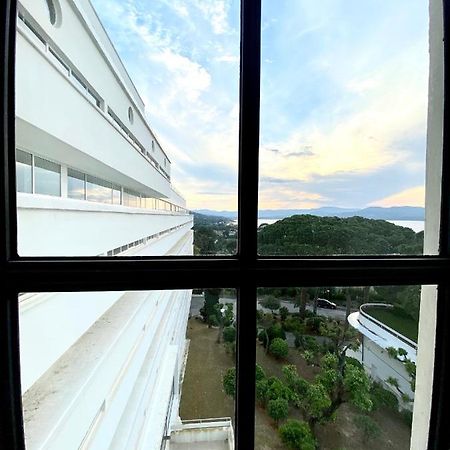 Elegant Studio Et Parking Dans Batiment Historique Saint-Tropez Ngoại thất bức ảnh