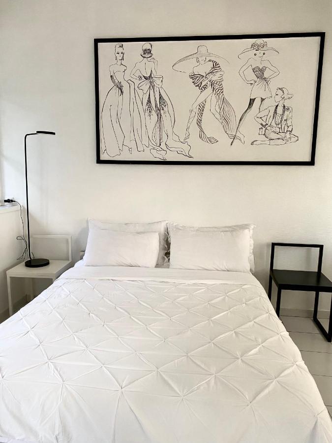 Elegant Studio Et Parking Dans Batiment Historique Saint-Tropez Ngoại thất bức ảnh