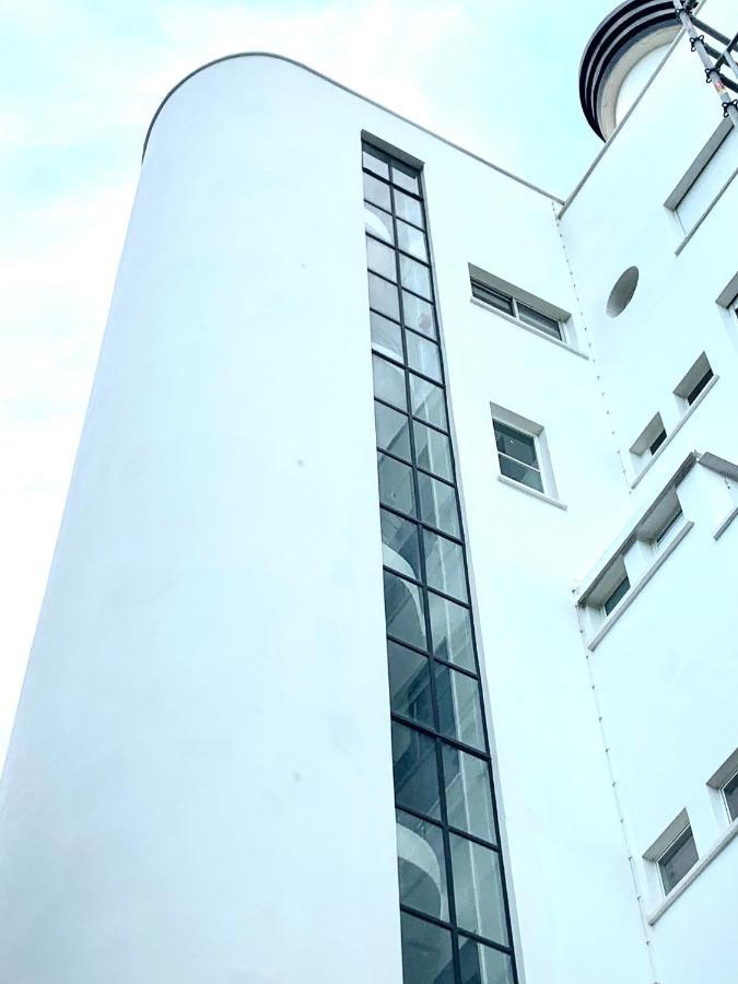 Elegant Studio Et Parking Dans Batiment Historique Saint-Tropez Ngoại thất bức ảnh
